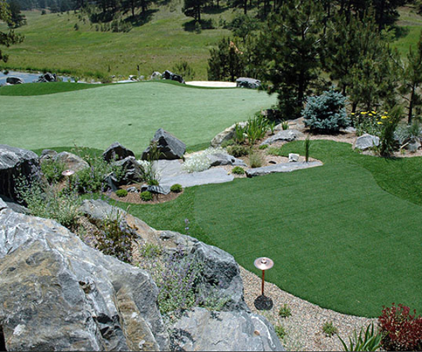 8 putting green personal private